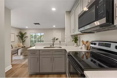 3848 N Lake Drive #137, Tampa, FL 33614 - Photo 3