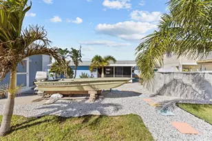 13604 Maria Dr, Hudson, FL 34667 - Photo 41