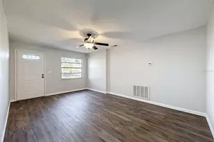 6070 Honeysuckle Ln, Brooksville, FL 34602 - Photo 7