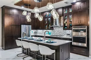 5052 Simons Ct, Lakewood Ranch, FL 34211 - Photo 11