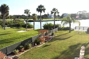6719 Manor Beach, New Port Richey, FL 34652 - Photo 7
