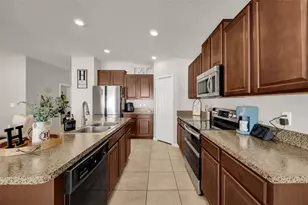 10554 Standing Stone Dr, Wimauma, FL 33598 - Photo 19