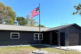 12914 Buckhorn Dr, Hudson, FL 34669 - Photo 3