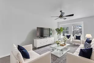 545 Vincinda Crest Way, Tampa, FL 33619 - Photo 39