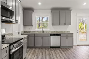 11107 Wood Owl Ave, Weeki Wachee, FL 34614 - Photo 13