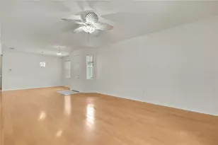 8144 Ambersweet Pl, Land O Lakes, FL 34637 - Photo 9