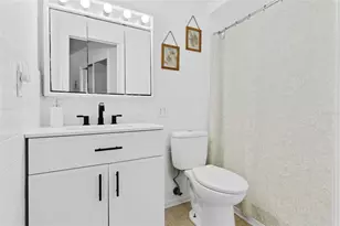 2353 Bishop Rd, Spring Hill, FL 34608 - Photo 23