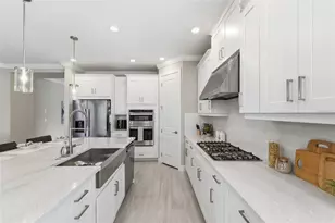 4709 Isonzo Way, Wesley Chapel, FL 33543 - Photo 7