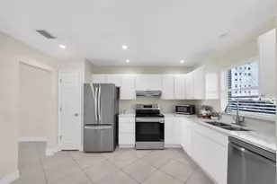 8 Glencoe Pl, Dunedin, FL 34698 - Photo 7