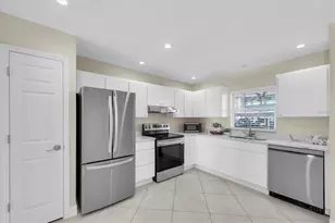 8 Glencoe Pl, Dunedin, FL 34698 - Photo 7