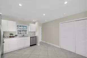 8 Glencoe Pl, Dunedin, FL 34698 - Photo 9