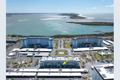 8 Glencoe Place #105, Dunedin, FL 34698 - Photo 1