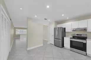 8 Glencoe Pl, Dunedin, FL 34698 - Photo 11