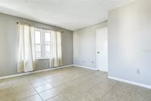 5220 Brittany Dr S, Saint Petersburg, FL 33715 - Photo 15