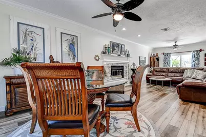 1607 Gulf Road, Tarpon Springs, FL 34689 - Photo 9