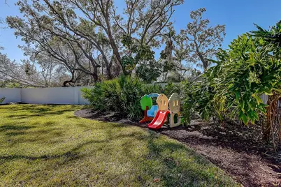 1607 Gulf Road, Tarpon Springs, FL 34689 - Photo 79