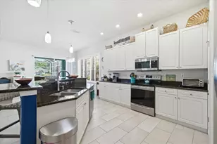 9001 Cypress Glen Ct, Weeki Wachee, FL 34613 - Photo 23