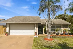 7923 Adelaide Loop, New Port Richey, FL 34655 - Photo 5