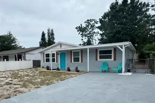 4041 Las Vegas Dr, New Port Richey, FL 34653 - Photo 1