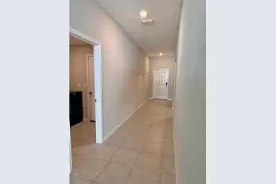 11206 Kelly Green Avenue, Wimauma, FL 33598 - Photo 3