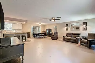 24350 Lanark Rd, Brooksville, FL 34601 - Photo 5