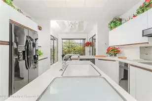 11915 W Riverhaven Dr, Homosassa, FL 34448 - Photo 9