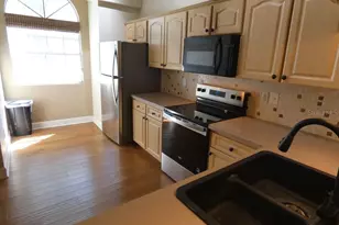 1050 Starkey Rd, Largo, FL 33771 - Photo 13