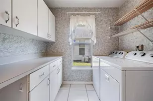 7831 Grimsby Ln, New Port Richey, FL 34655 - Photo 23