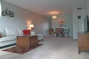 2456 Ecuadorian Way, Clearwater, FL 33763 - Photo 5