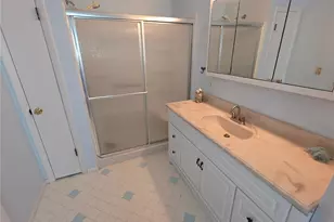 18851 Kelly Rd, Spring Hill, FL 34610 - Photo 9