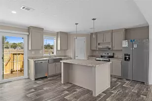 10877 Old Lakeland Hwy, Dade City, FL 33525 - Photo 17