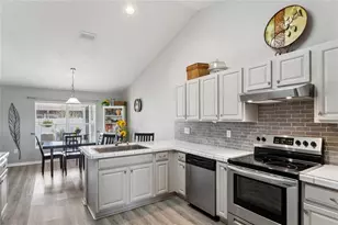 10318 Gifford Dr, Spring Hill, FL 34608 - Photo 17