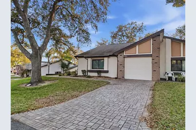 7406 Heather Walk Drive, Weeki Wachee, FL 34613 - Photo 11