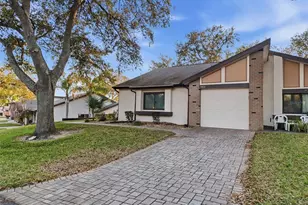 7406 Heather Walk Dr, Weeki Wachee, FL 34613 - Photo 11