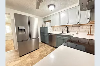 39423 9th Avenue, Zephyrhills, FL 33542 - Photo 9