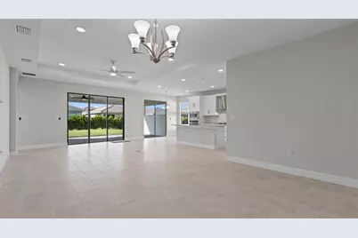 18075 Cresswind Terrace, Lakewood Ranch, FL 34211 - Photo 5