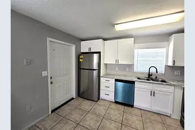 5422 Amy Lane, New Port Richey, FL 34652 - Photo 9