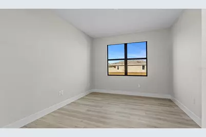 18139 Cresswind Terrace, Lakewood Ranch, FL 34211 - Photo 9