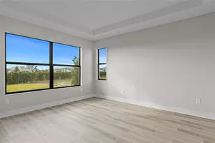 18139 Cresswind Ter, Lakewood Ranch, FL 34211 - Photo 7