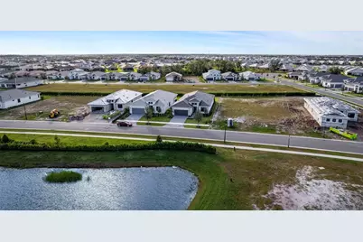 18139 Cresswind Terrace, Lakewood Ranch, FL 34211 - Photo 25