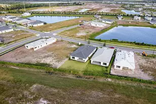 18139 Cresswind Ter, Lakewood Ranch, FL 34211 - Photo 29