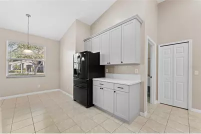 11709 Holly Creek Drive, Riverview, FL 33569 - Photo 17