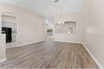 11709 Holly Creek Drive, Riverview, FL 33569 - Photo 9