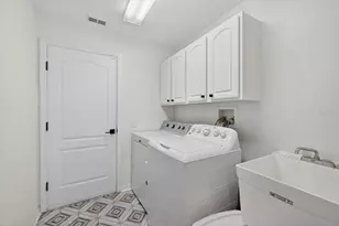 5209 Abbey Park Ave, Tampa, FL 33647 - Photo 31