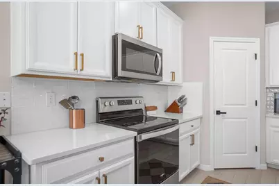 34382 Evergreen Hill Court, Wesley Chapel, FL 33545 - Photo 9