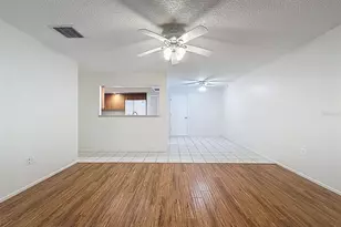 11341 Dollar Lake Dr, Port Richey, FL 34668 - Photo 17