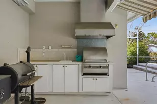 3563 W Blossom Dr, Beverly Hills, FL 34465 - Photo 9