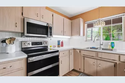 12092 S Hyacinth Point, Floral City, FL 34436 - Photo 17