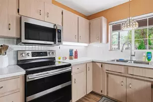12092 S Hyacinth Point, Floral City, FL 34436 - Photo 17