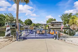 6241 Colony Cir, Weeki Wachee, FL 34607 - Photo 57